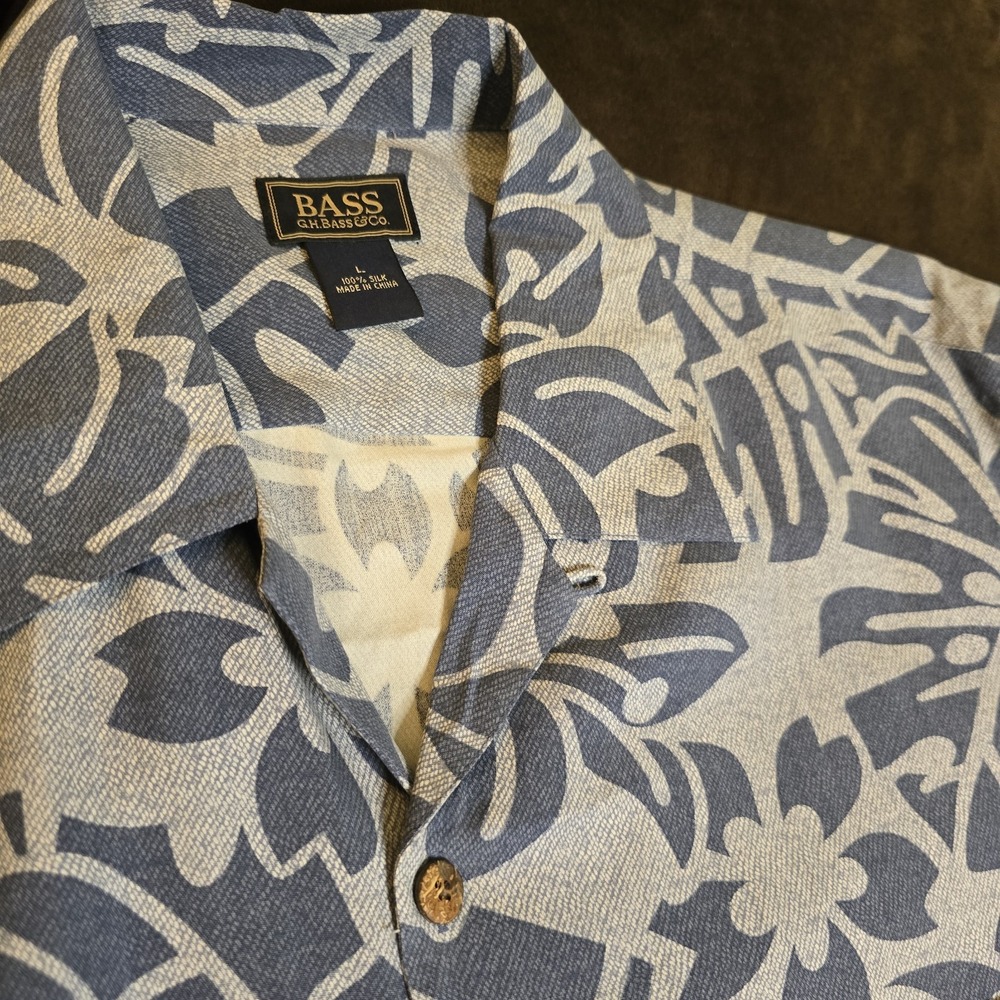 GH Bass Hawaiian Shirt Mens Large‎ Blue 100% Silk Camp Classic Button-Up